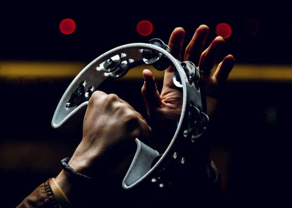 How to play tambourine rhythms for folk music